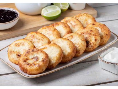 Классические сырники со сметаной