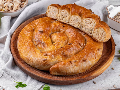 Молдавская плацынта с куриным мясом