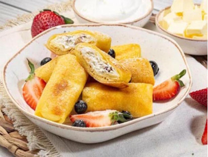 Блинчики  с творогом и изюмом