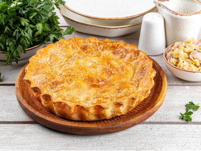 Домняска плацинда с картофелем и куриным мясом