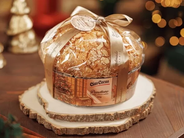 Panettone cu stafide și fructe confiate 