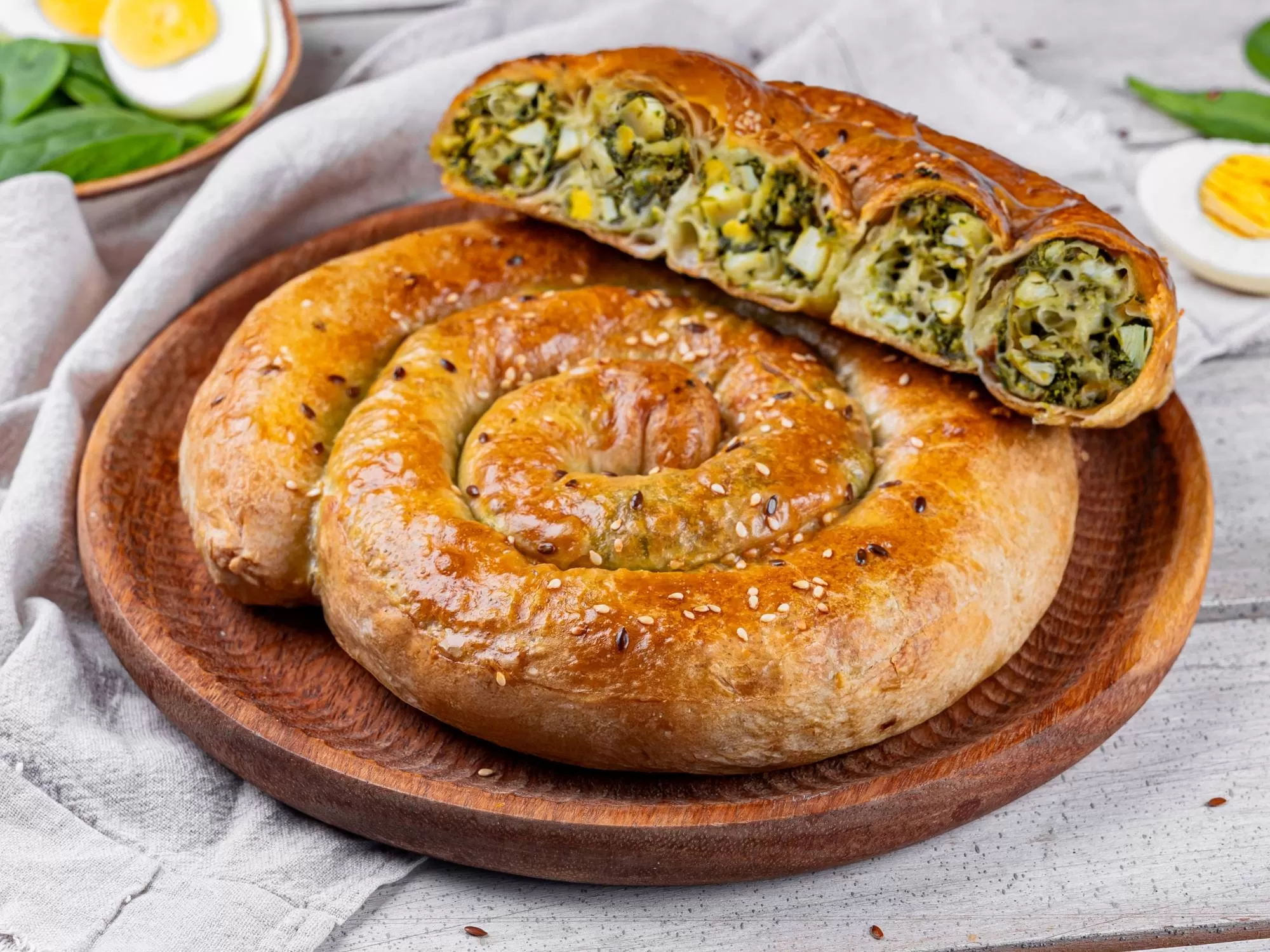 Plăcintă Moldovenescă cu spanac și ou