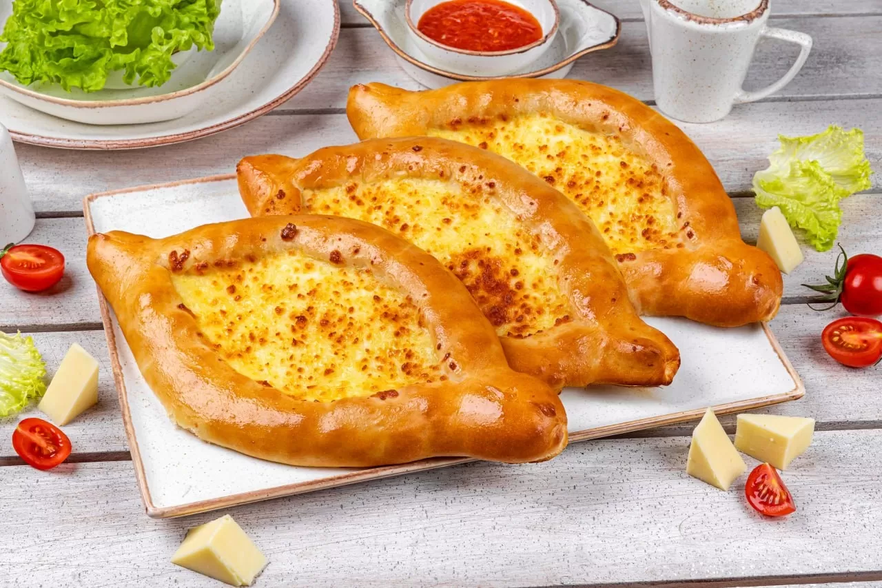 Khachapuri cu cașcaval 