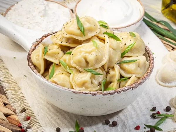 Pelmeni cu carne de pui1