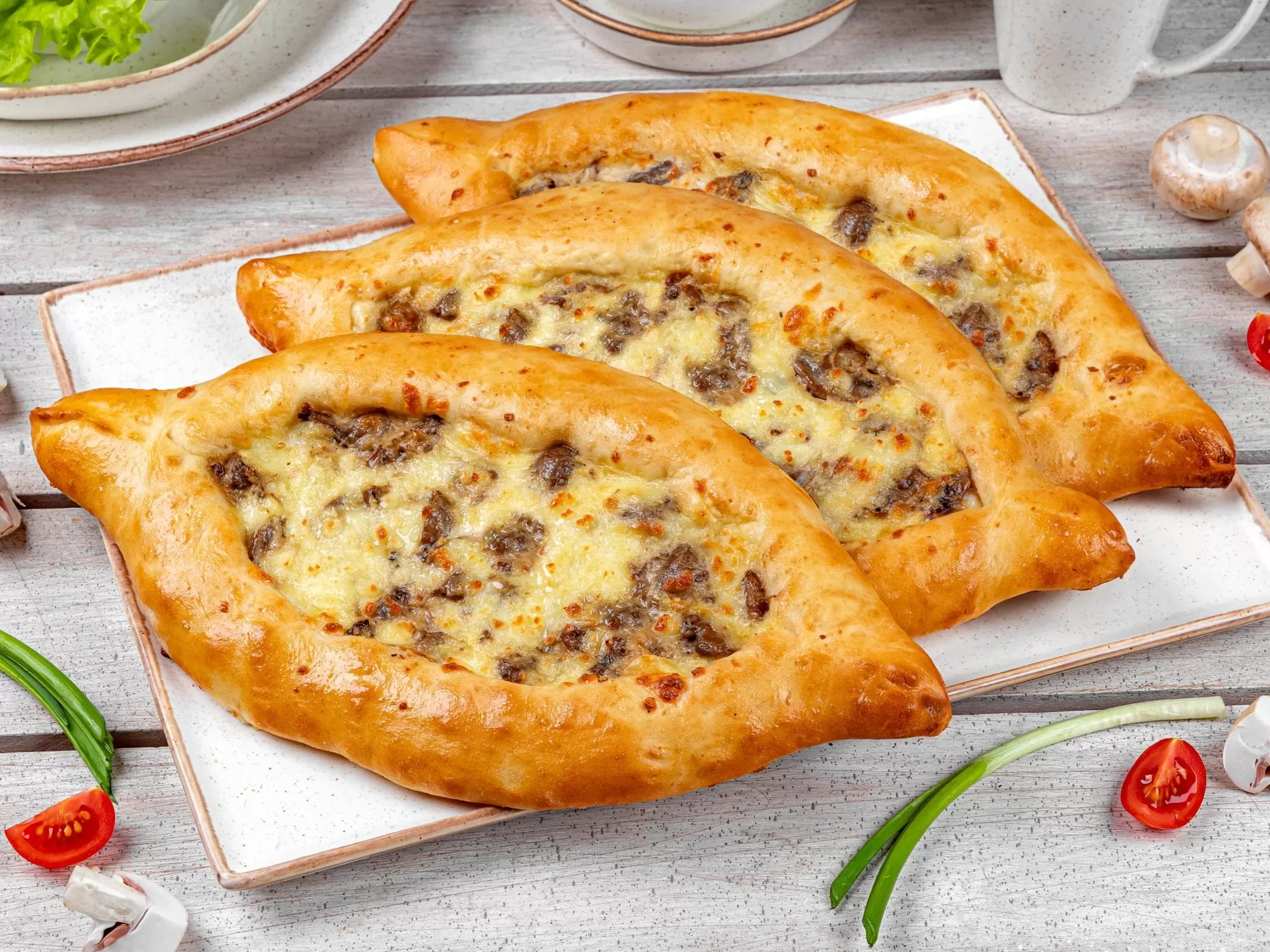 Khachapuri cu ciuperci