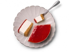 Strawberry light cheesecake