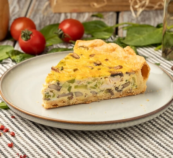 Quiche cu carne de pui1